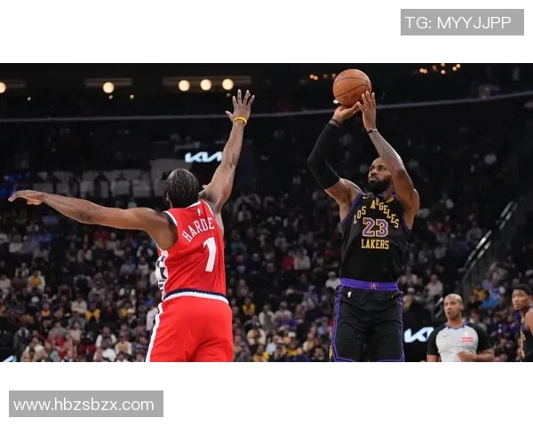 球星齐聚洛杉矶见证湖人对决快船的精彩瞬间