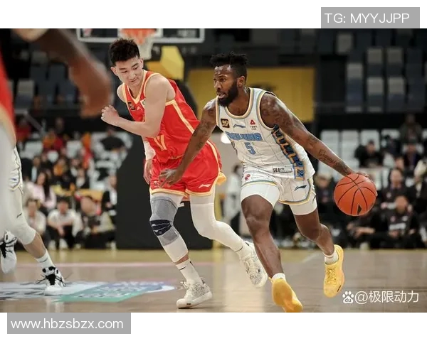 男篮立陶宛与塞内加尔激战正酣谁将赢得这场精彩对决