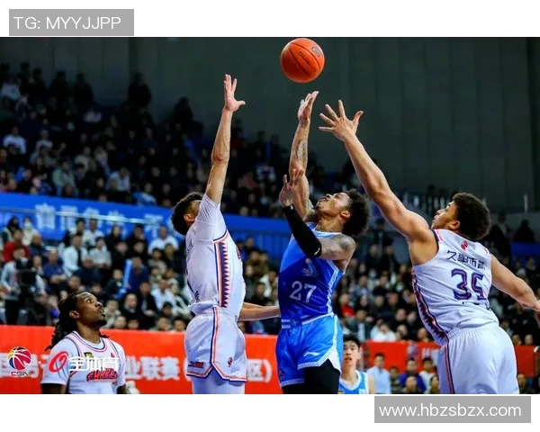 2018年CBA新疆队与浙江队激战回顾精彩瞬间与赛场亮点分析