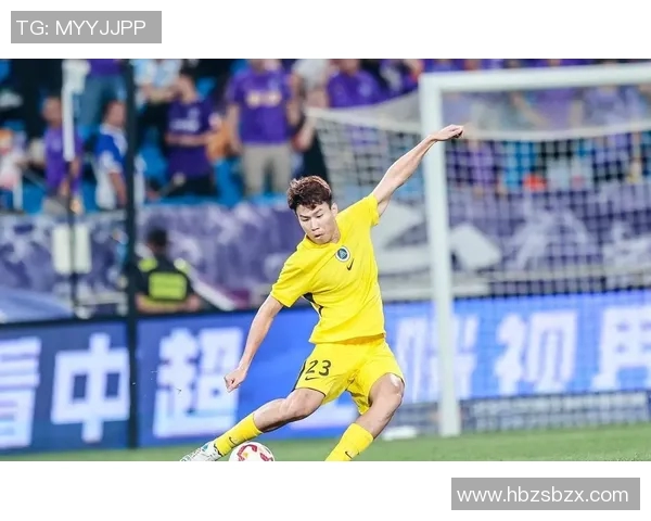 中超激战泰达对决深圳队双方全力争胜展现精彩足球盛宴